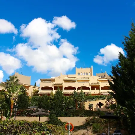 Santa Mª Village