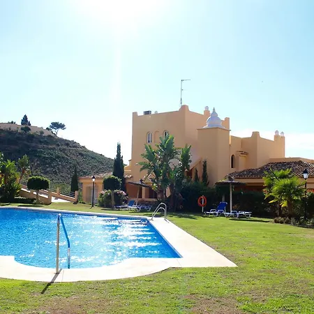 Santa Mª Village